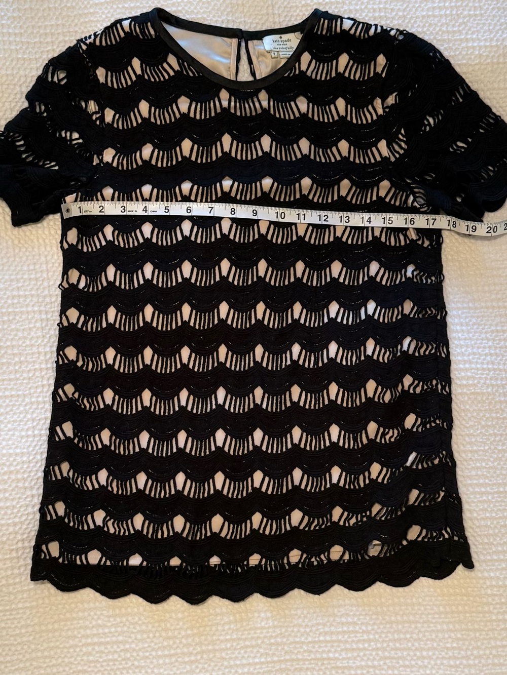 kate spade New York | Black Crochet Art Deco Overlay Blouse | Size = 2 - Picture 4 of 8